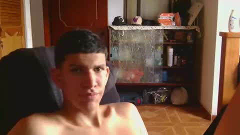Snapshot of albajadmamad_01 chatting on 22, 10, 2025 josevcam online show from 22, 10, 2025