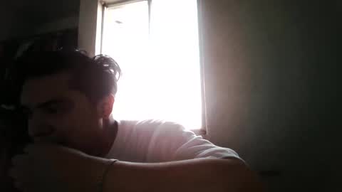 albertoarenas16 online show from 14, 4, 2026