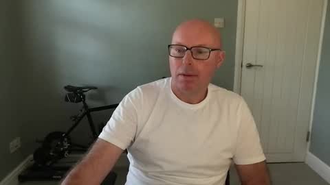 Snapshot of alc300170 chatting on 10, 9, 2025 alc300170 online show from 10, 9, 2025