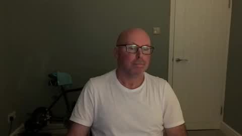 Snapshot of alc300170 chatting on 20, 10, 2025 alc300170 online show from 20, 10, 2025