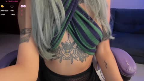 Snapshot of ale_petitee chatting on 24, 1, 2025 alexa online show from 24, 1, 2025