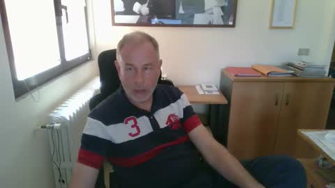 Snapshot of aleandela chatting on 25, 5, 2026 aleandela online show from 25, 5, 2026