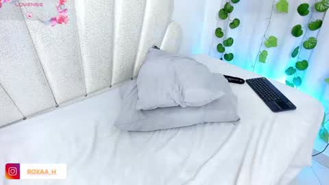 Roxana online show from 6, 2, 2025