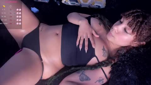 Snapshot of aleja1234lo chatting on 26, 1, 2025 aleja1234lo online show from 26, 1, 2025