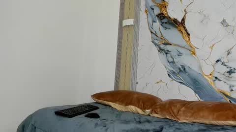 Snapshot of aleja_dollx chatting on 1, 12, 2025 Aleja online show from 1, 12, 2025