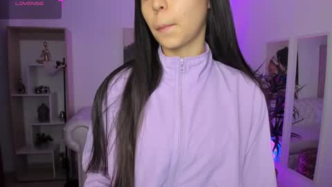 Alejandra online show from 10, 3, 2025