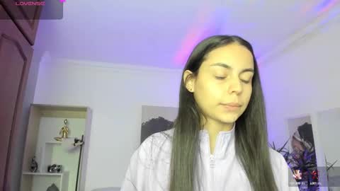 Alejandra online show from 12, 3, 2025