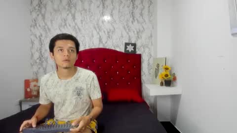 ALEJANDRA JAMES online show from 28, 4, 2026