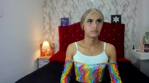 ALEJANDRA JAMES online show from 30, 4, 2026