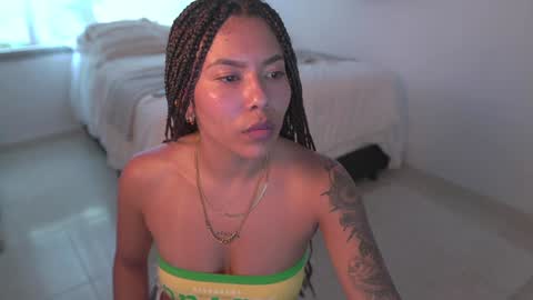 O.F alejandra h1998 stream 300 pm - 1100 pm online show from 18, 1, 2025