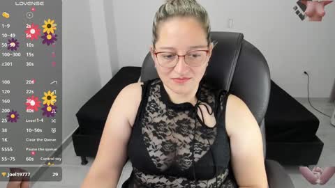 Snapshot of alejandra_milf_ chatting on 24, 2, 2025 alejandra online show from 24, 2, 2025