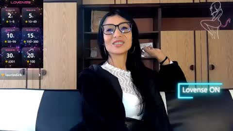 Alejandra online show from 10, 2, 2025