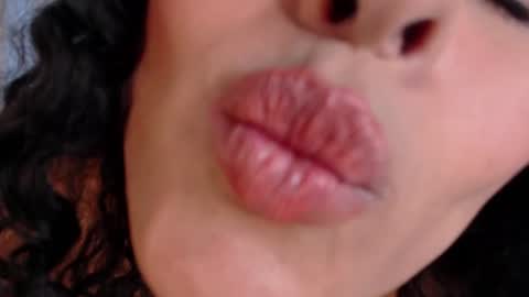 Snapshot of alejandraray chatting on 29, 7, 2026 Danna Ray online show from 29, 7, 2026