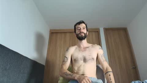 Alejandro Hernndez online show from 24, 9, 2025