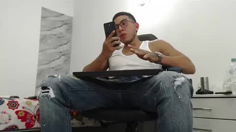 alejandrocock online show from 13, 1, 2026