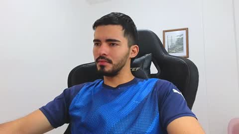 alejandroo_7 online show from 17, 1, 2025