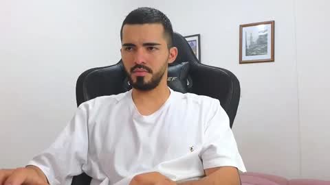 alejandroo_7 online show from 10, 3, 2025