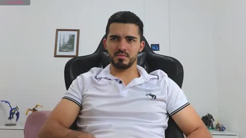 alejandroo_7 online show from 9, 9, 2025