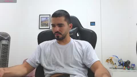 alejandroo_7 online show from 2, 7, 2026