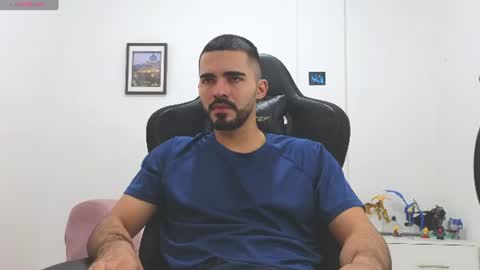 alejandroo_7 online show from 10, 7, 2026
