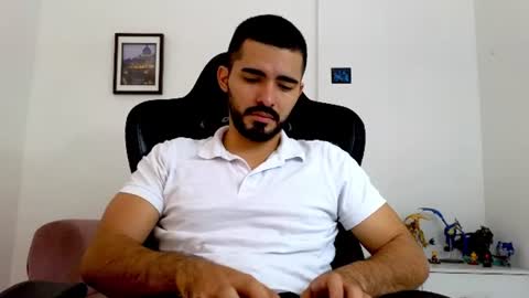 alejandroo_7 online show from 19, 7, 2026