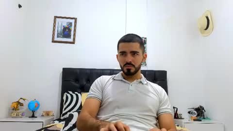 alejandroo_7 online show from 1, 8, 2026