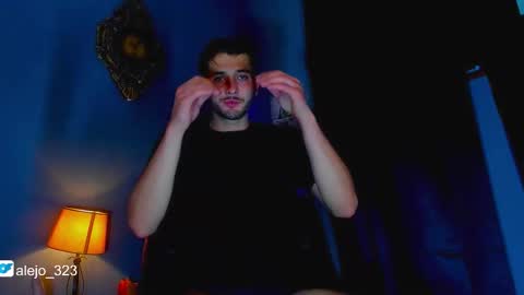 alejo_323__ online show from 17, 12, 2025