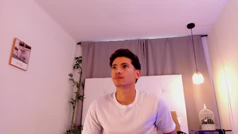 alejo_exotic online show from 2, 7, 2026
