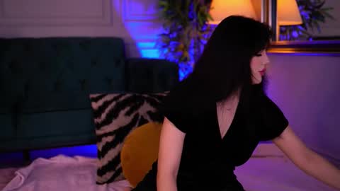 alenacapricious online show from 14, 11, 2025