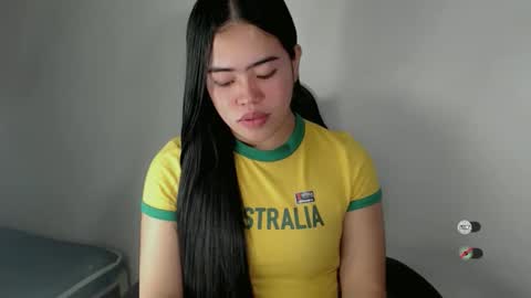 Snapshot of alesha_vibe_me chatting on 5, 1, 2026 alesha_vibe_me online show from 5, 1, 2026