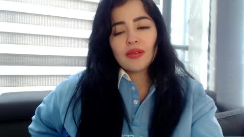 Snapshot of aleska__bell chatting on 4, 2, 2025 Aleska online show from 4, 2, 2025