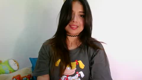 QUEEN OFF MILk  IM BACK  15 NOV online show from 6, 2, 2026