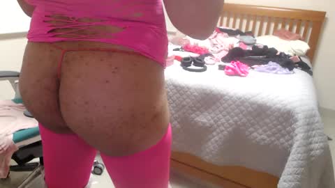 AlessaBabyGirl840 online show from 4, 1, 2025