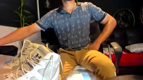 ALESSANDRO  WYE online show from 17, 10, 2025