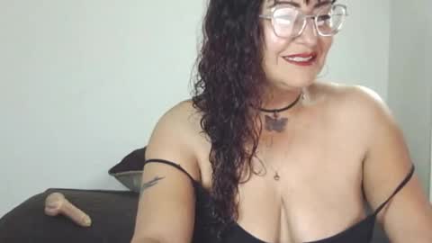 Allesiaboobs online show from 15, 3, 2026