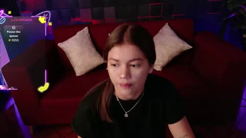 alessiamonroe_ online show from 15, 4, 2026