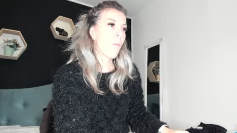 alesys69 online show from 12, 1, 2025