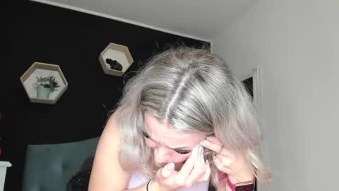 alesys69 online show from 17, 2, 2025