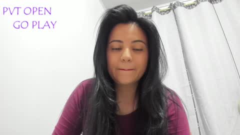 Alejandra online show from 3, 2, 2025