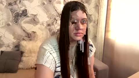 Aletta Oushen online show from 2, 2, 2025