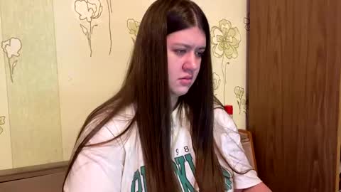 Aletta Oushen online show from 8, 2, 2025