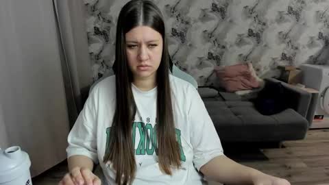 Aletta Oushen online show from 14, 3, 2026