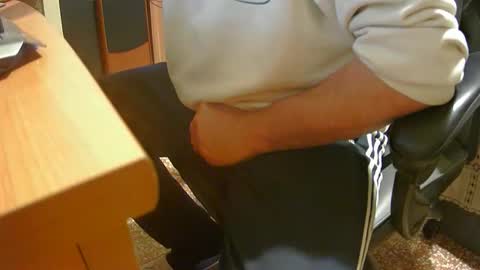 Snapshot of alex81pv1981 chatting on 2, 11, 2025 alex81pv1981 online show from 2, 11, 2025