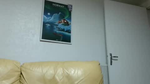 Alex83530 online show from 31, 12, 2024