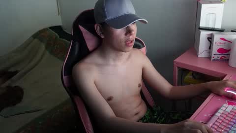 Alex online show from 6, 10, 2025