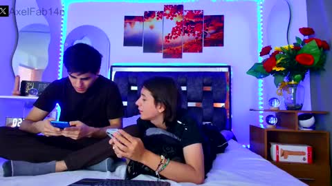 sneider online show from 28, 1, 2025