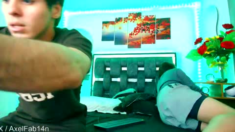 sneider online show from 6, 3, 2025