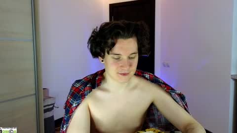 FAVORITE online show from 22, 1, 2025