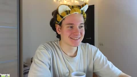 FAVORITE online show from 26, 2, 2025