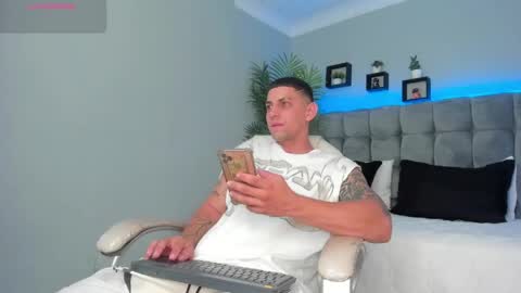 alex online show from 13, 4, 2026